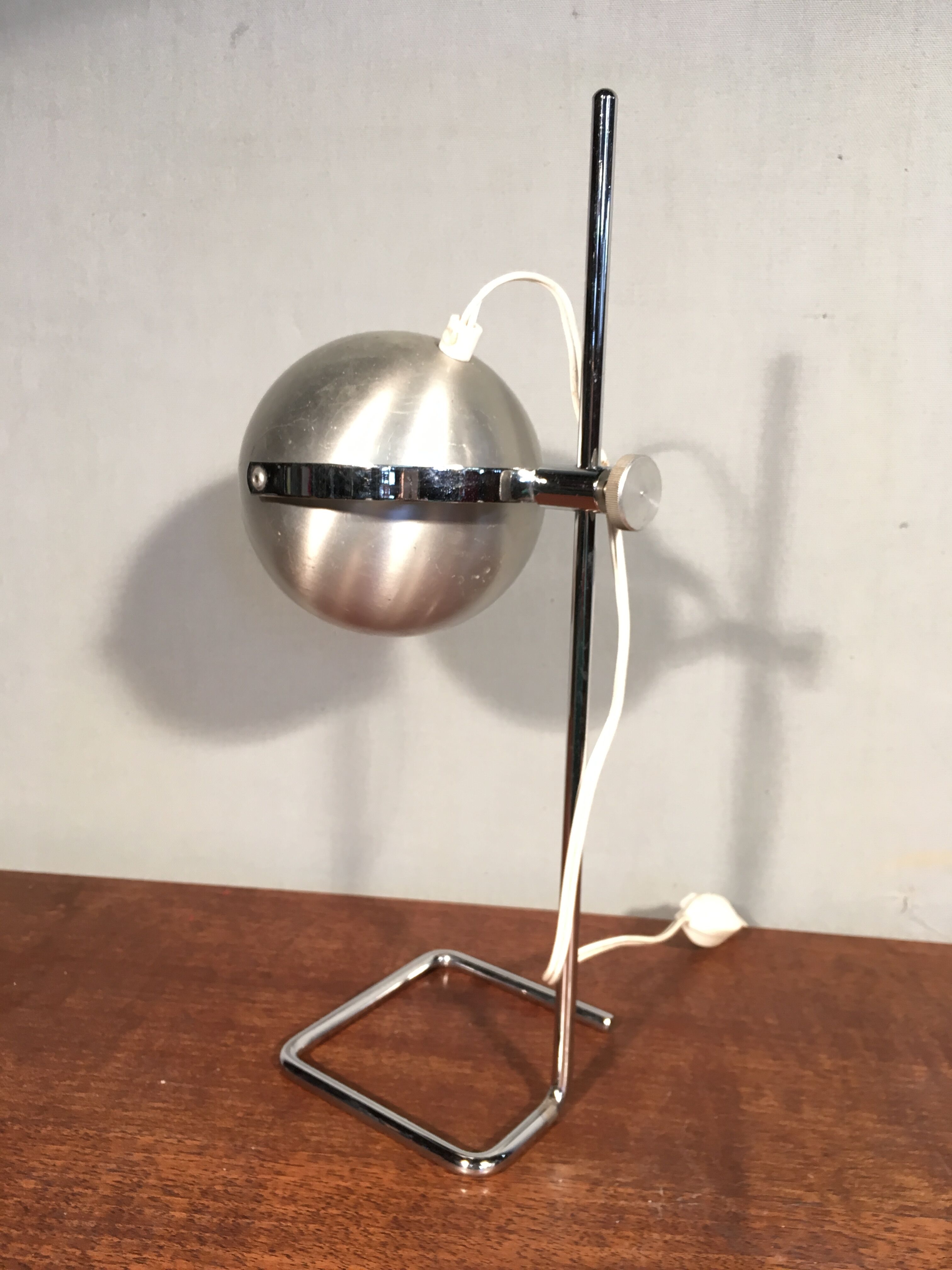 Lampe "eye-ball" 1960's