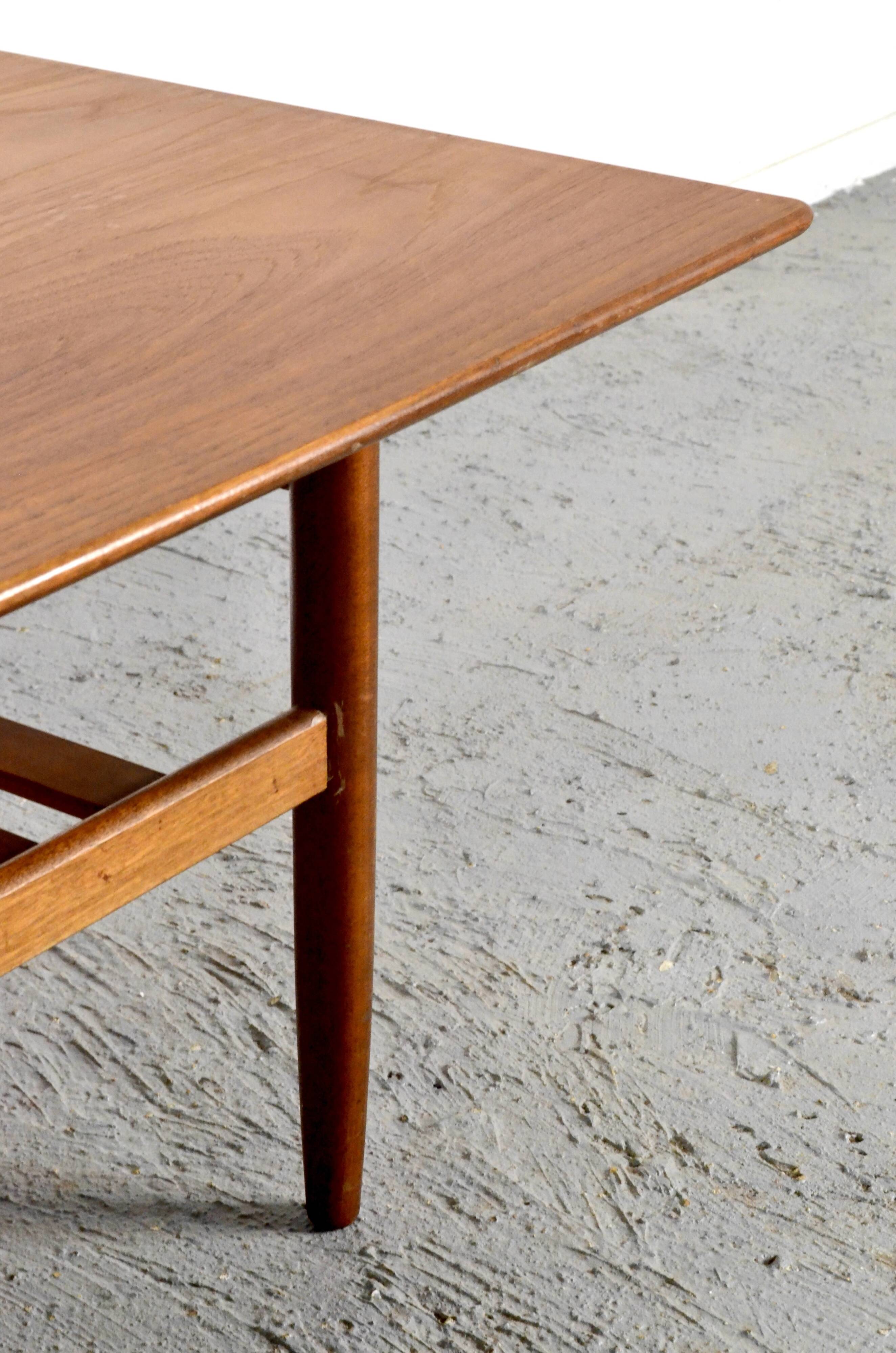 Table basse vintage danoise en teck