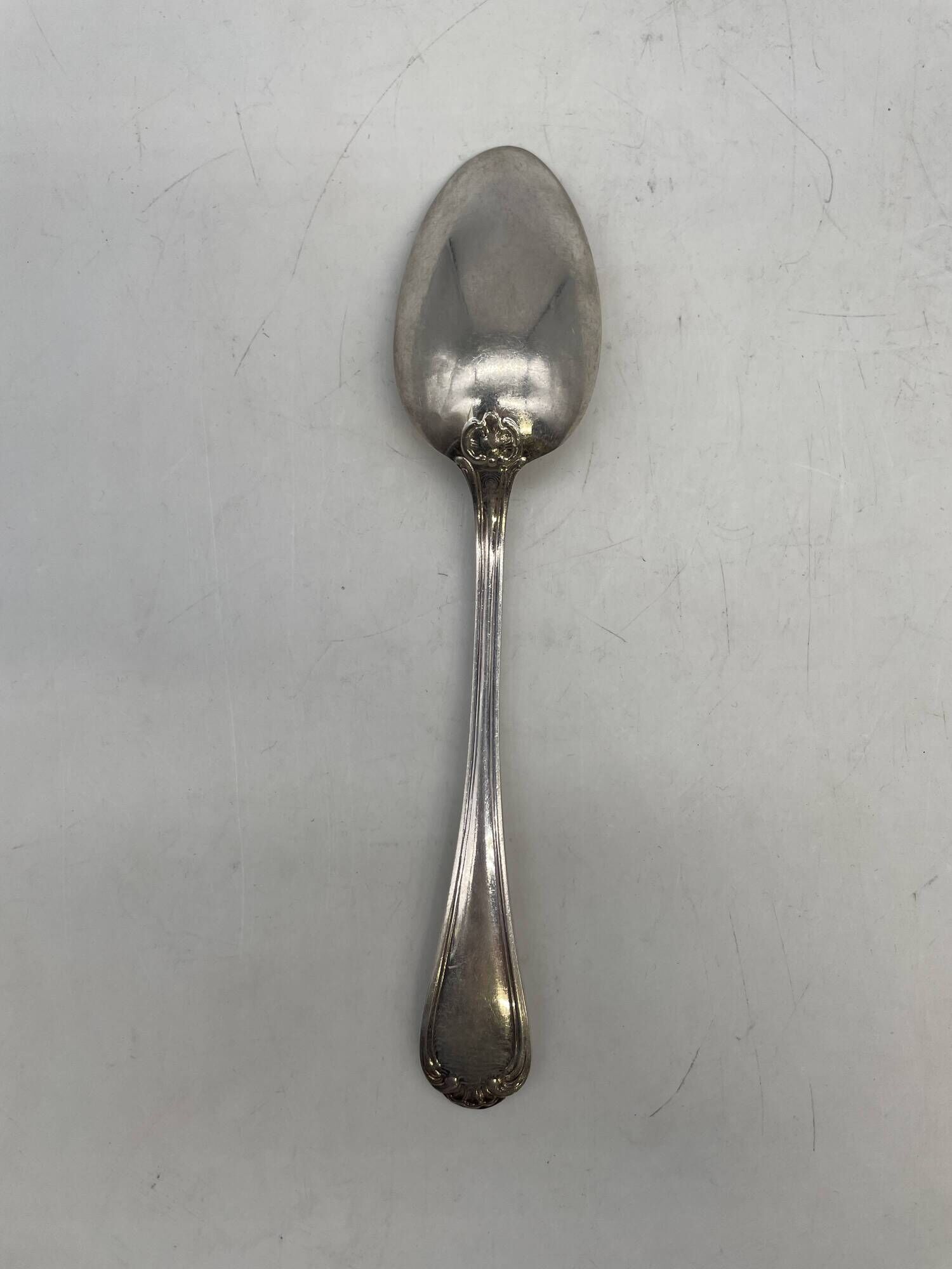 Lot de 7 cuillères à potage en métal argenté bas motif Louis XV