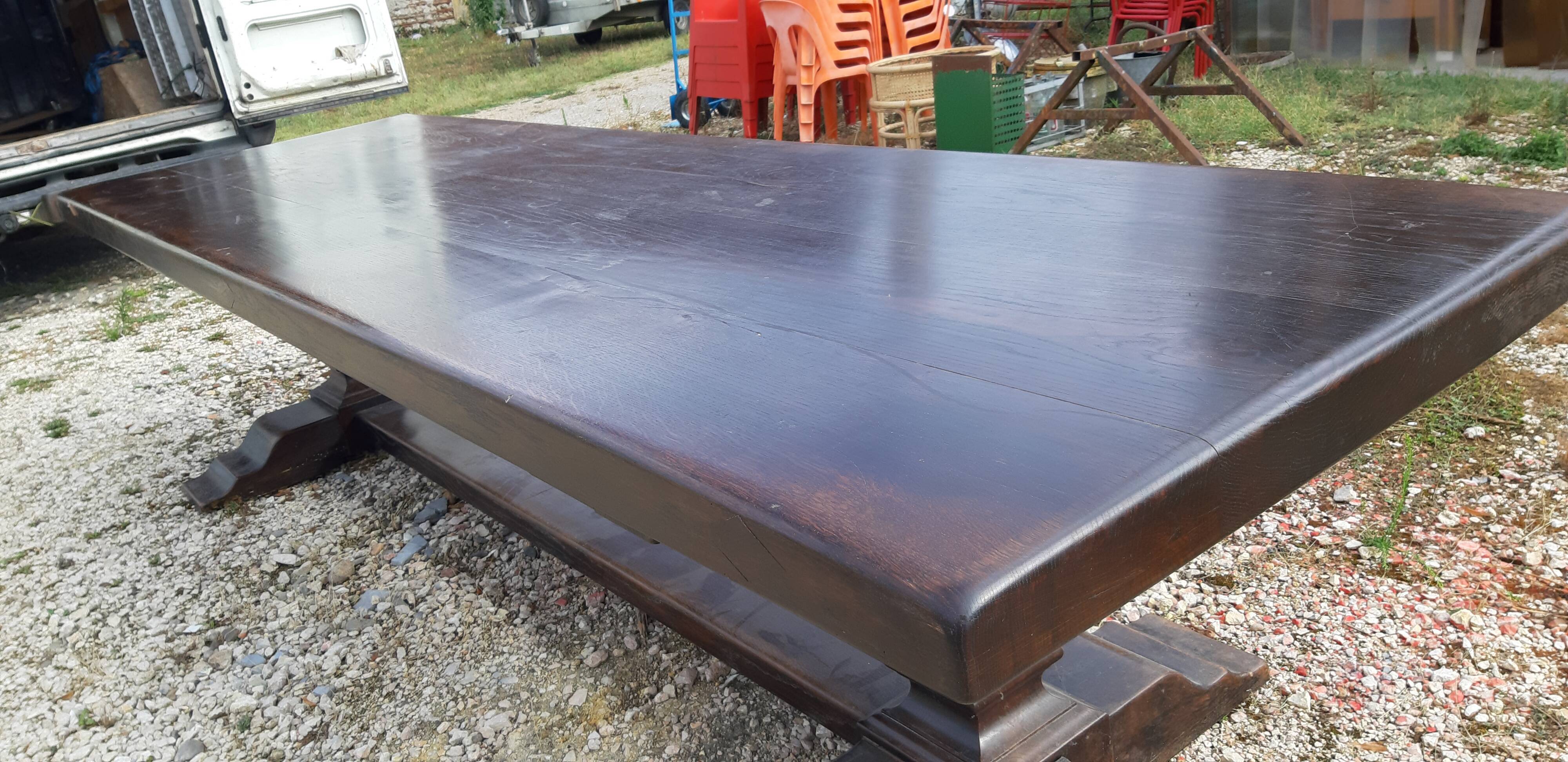 Table Monastére 18th