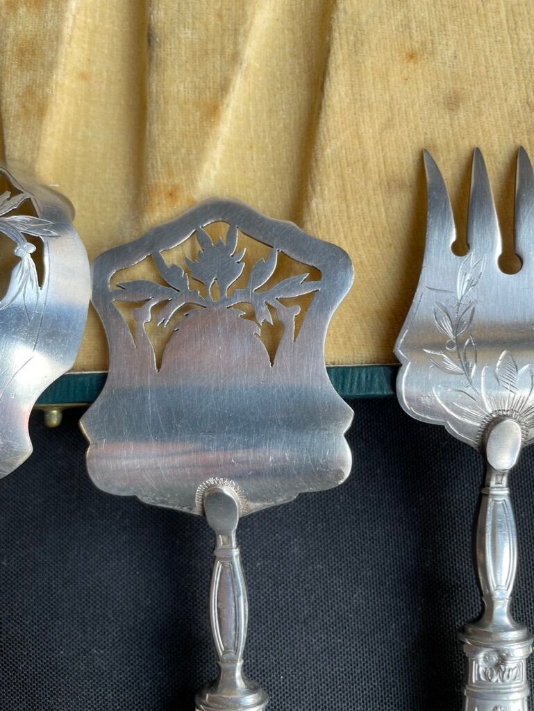 Complete box of cutlery Minerve 1st title Art Nouveau