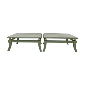 Paire de tables basses carrées de style étrusque en bronze patiné à l'antique circa 1970 "