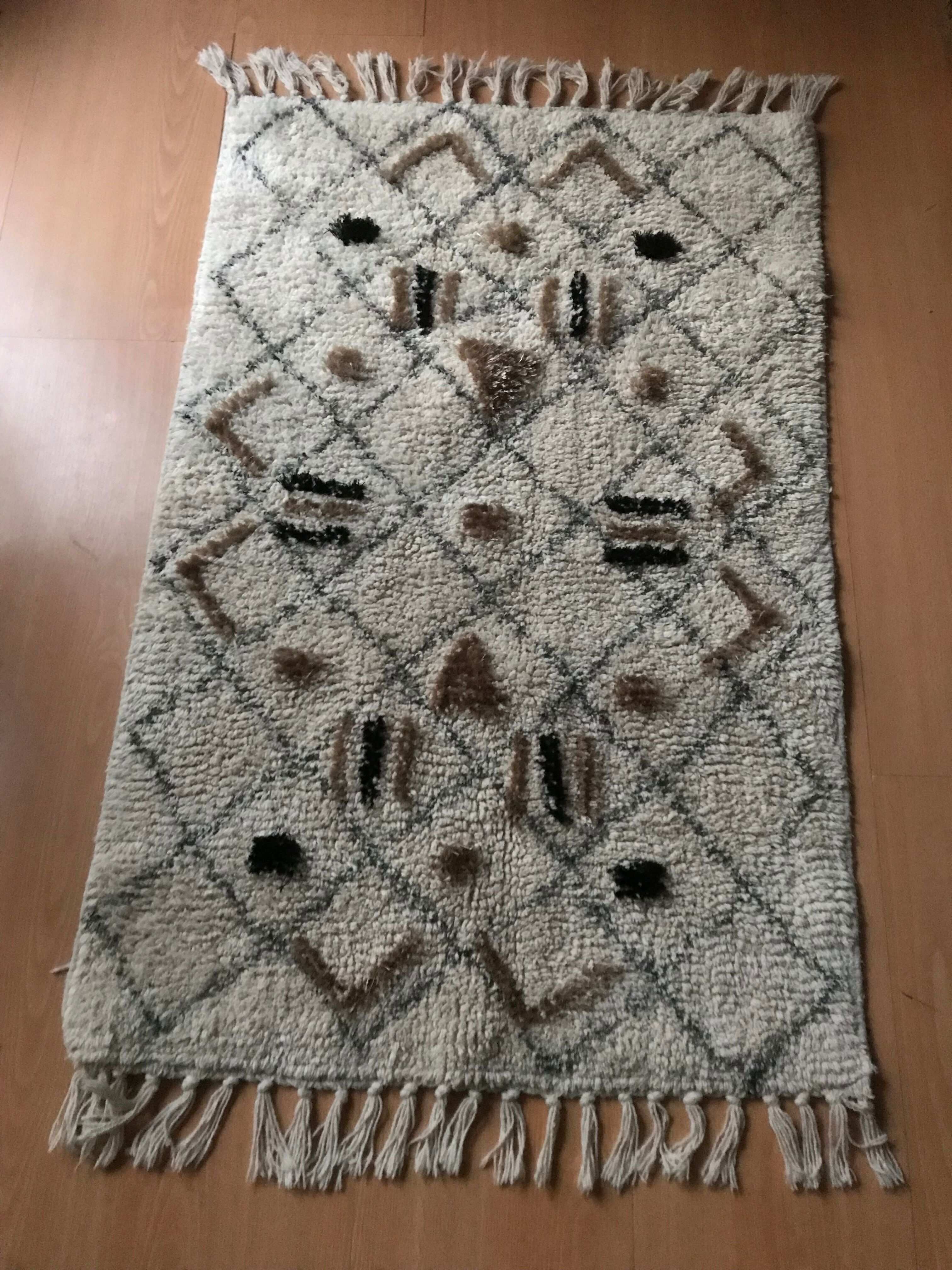 Tapis en laine 92x60cm