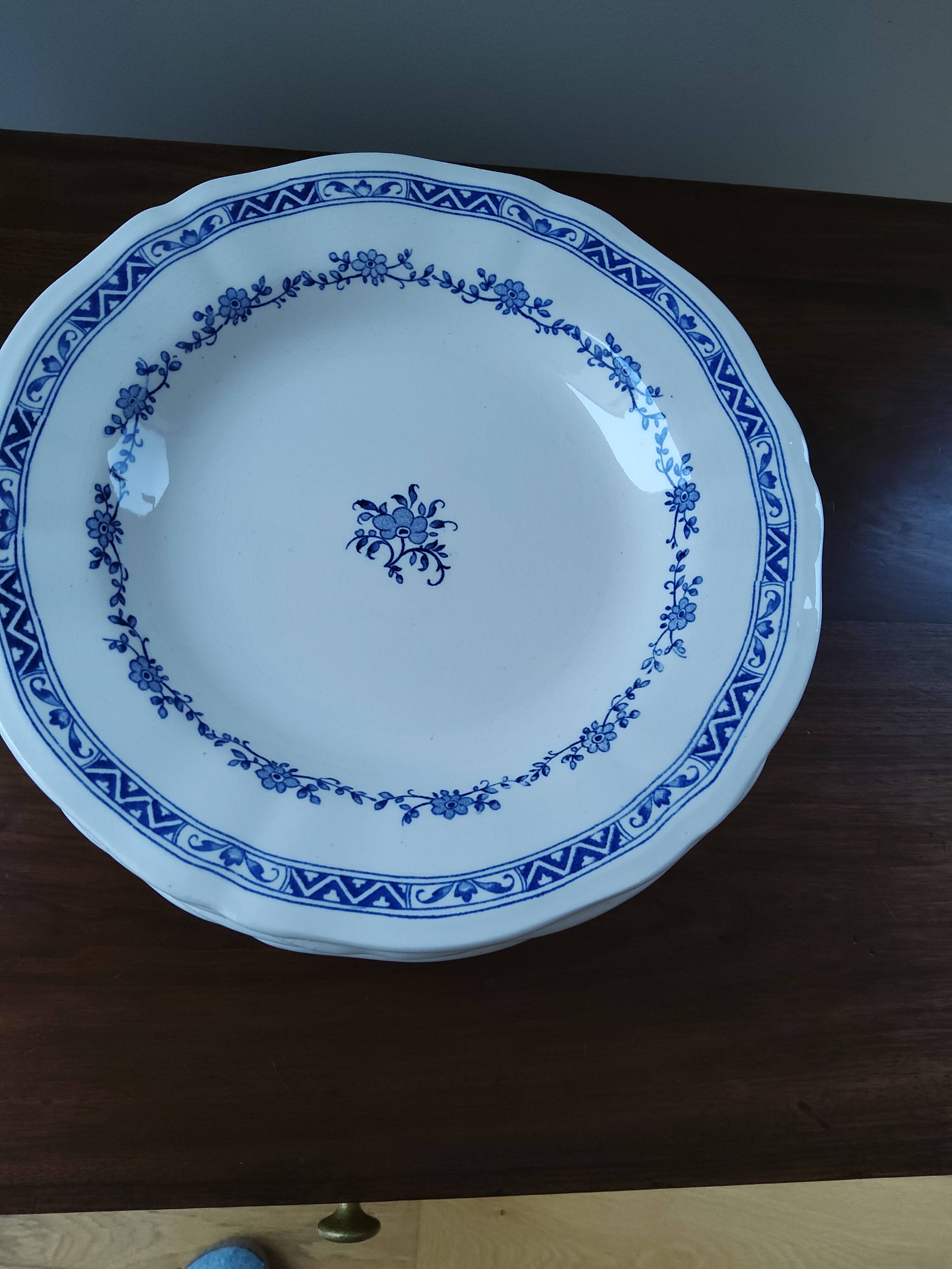 Antique porcelain plates from Gien