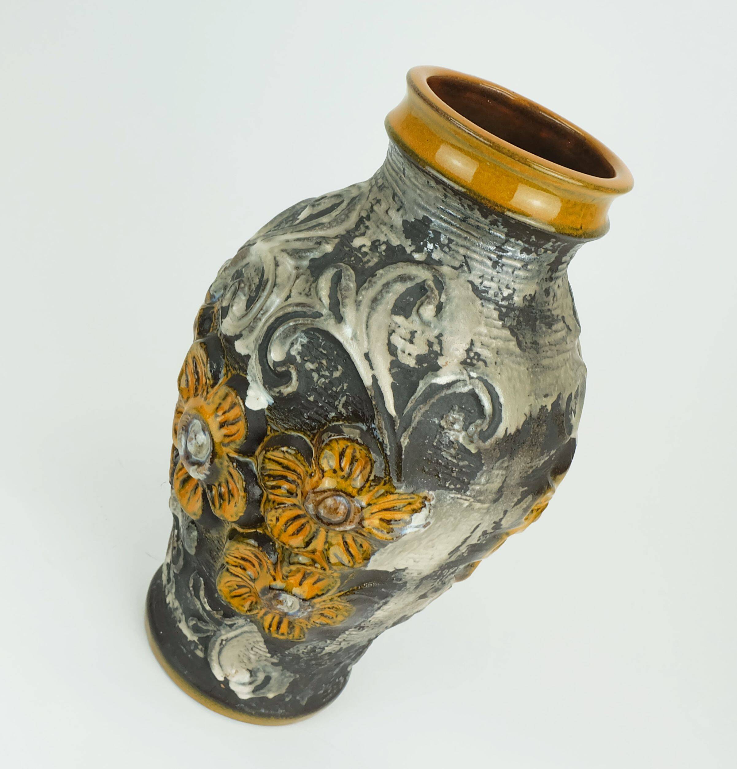 Mid century vase carstens model 7161-30 flower relief decor