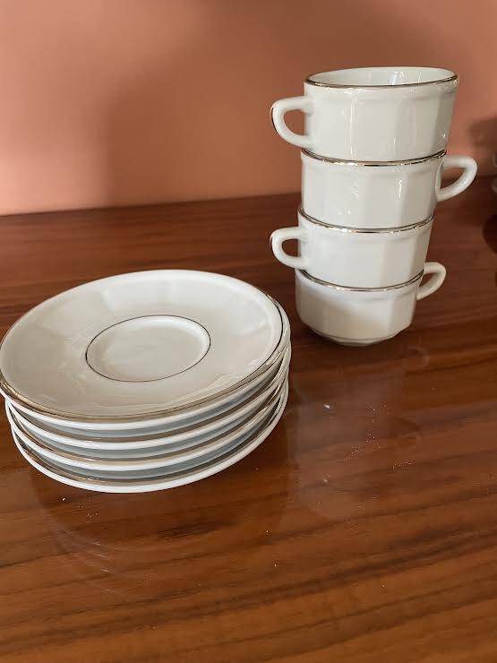 Four porcelain "bistro" cups and saucers