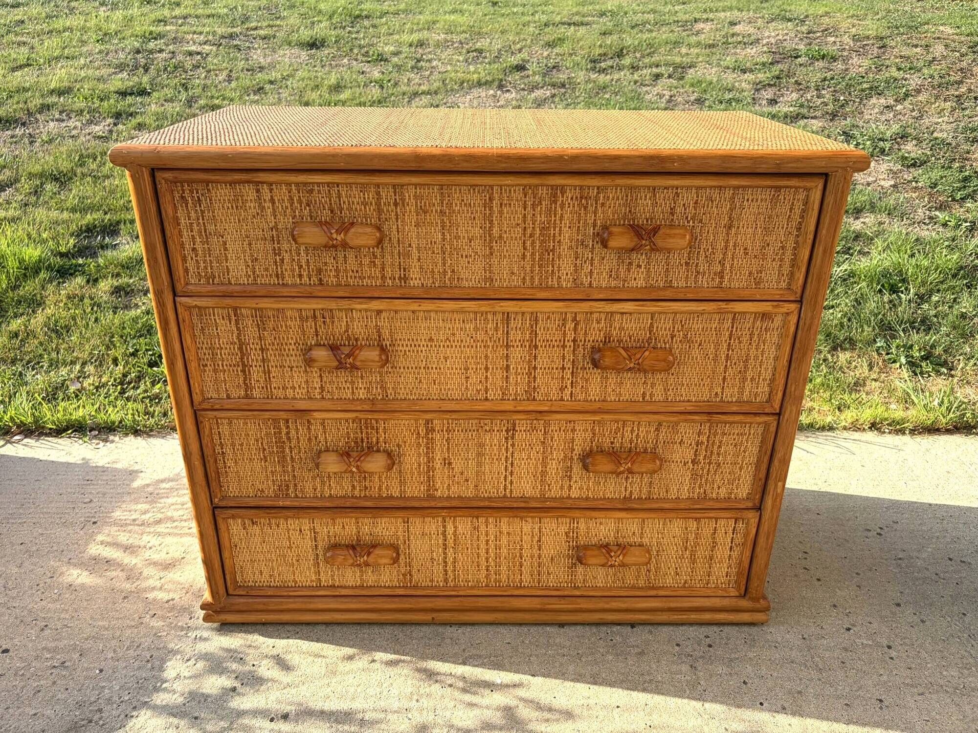 Large 4-drawer rattan chest of drawers from the 70s/80s.