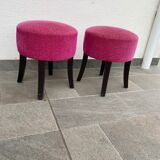 Paire de tabourets design en velours framboise