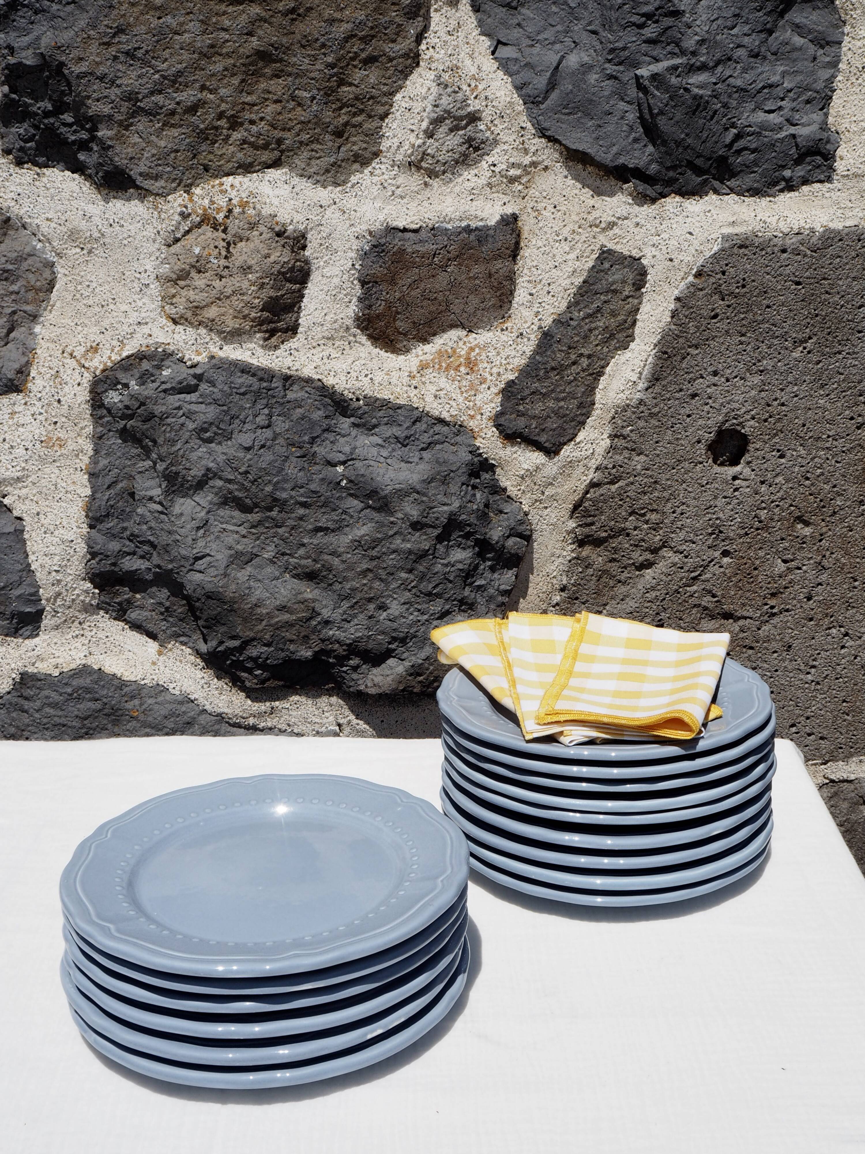 Set of 6 blue ceramic dessert plates