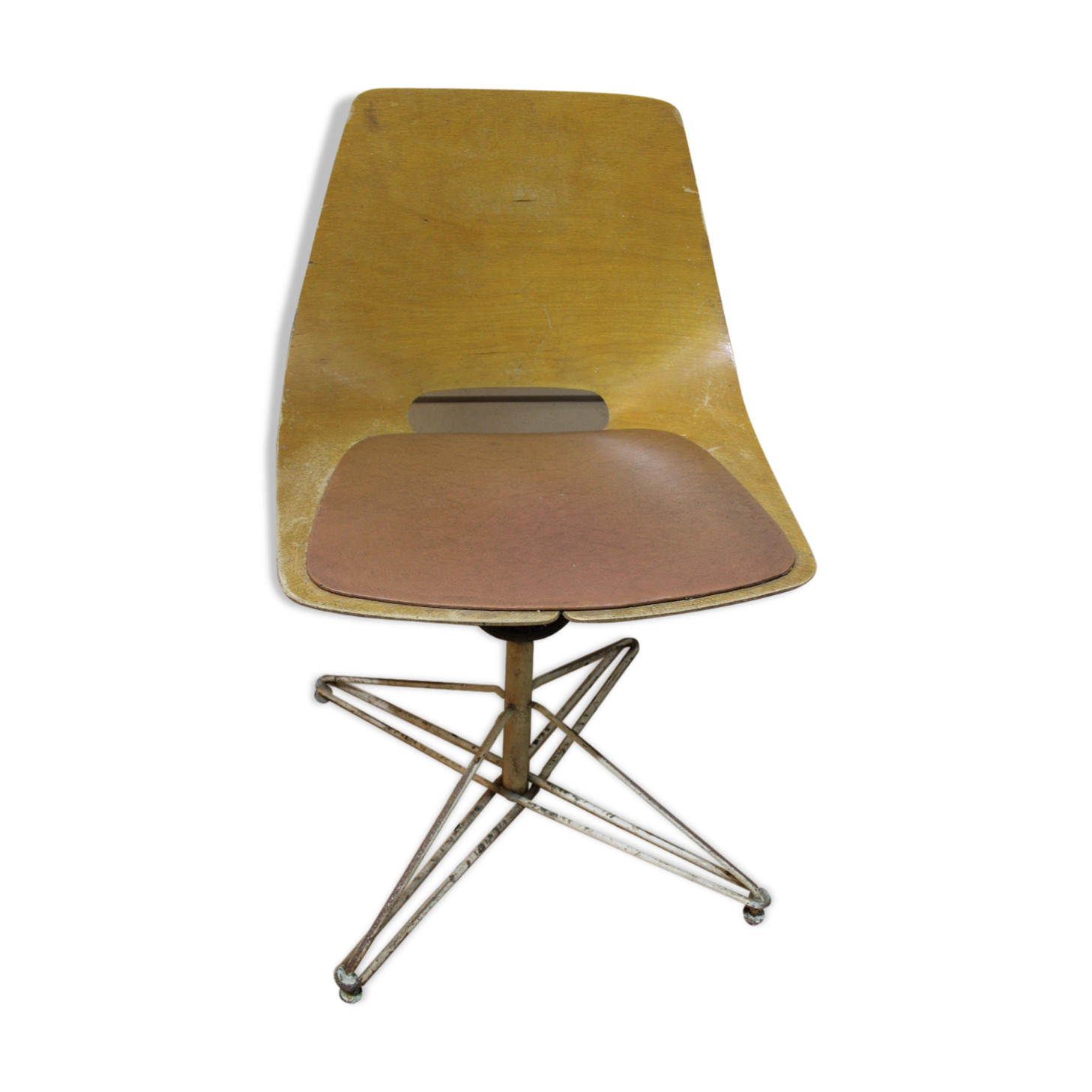 Steiner barrel chair, created by Pierre Guariche