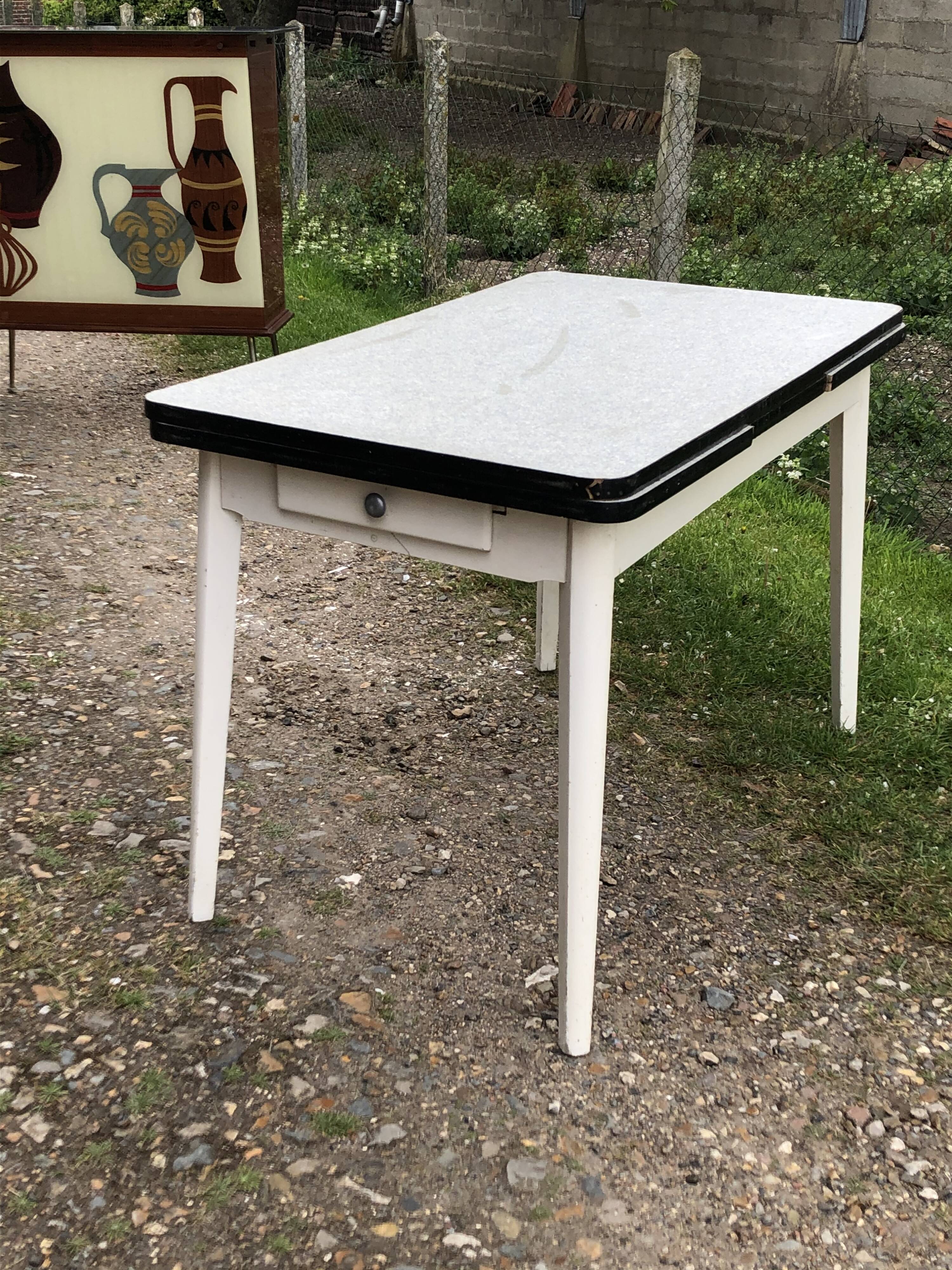 Table formica vintage