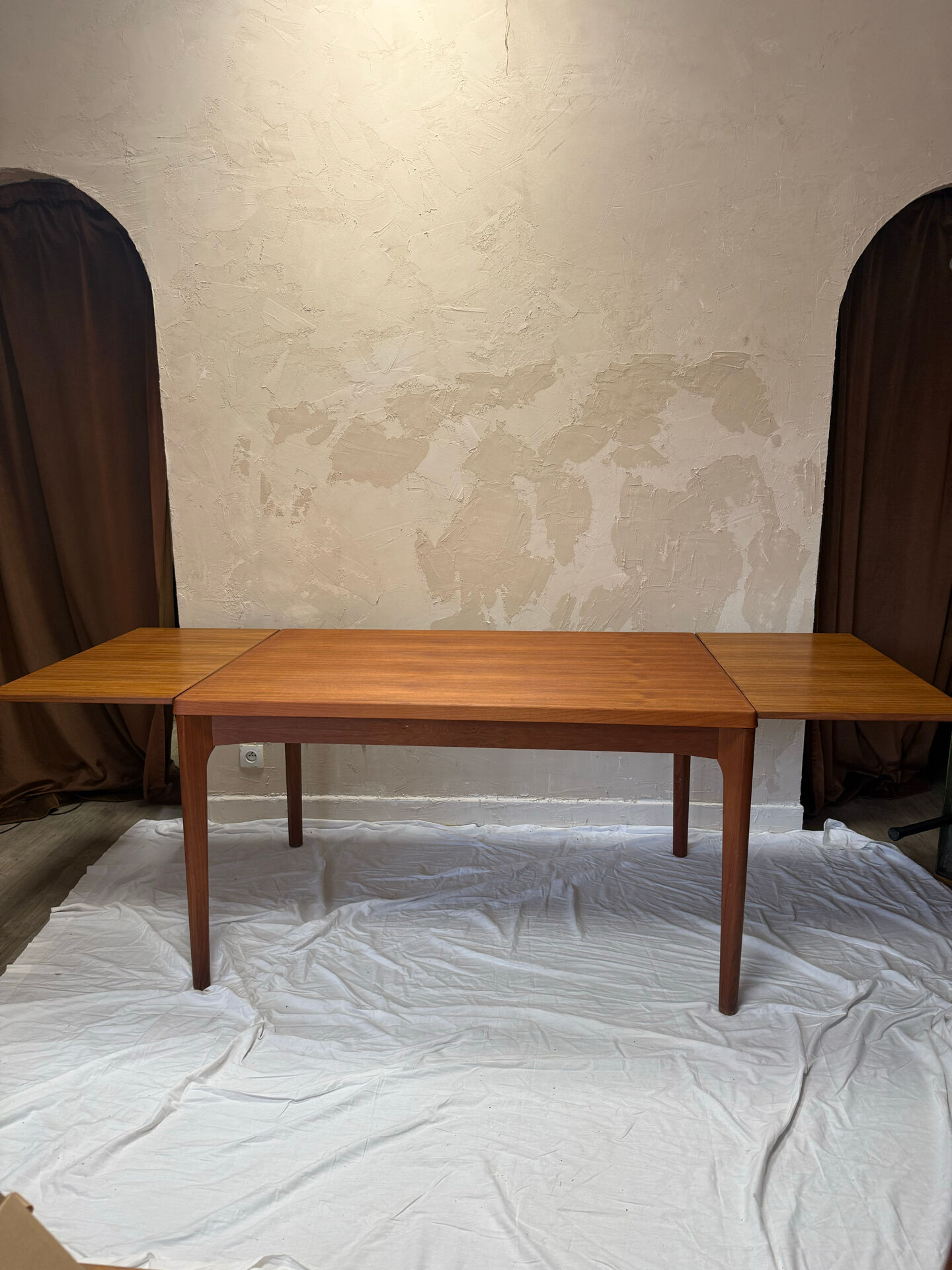 Scandinavian dining table in teak 1970