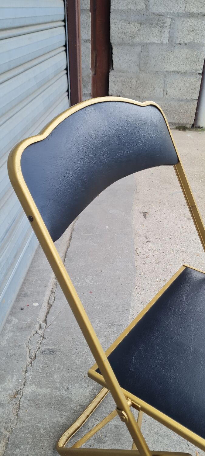Vintage folding chair