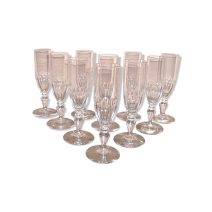 Set de 10 flutes à champagne