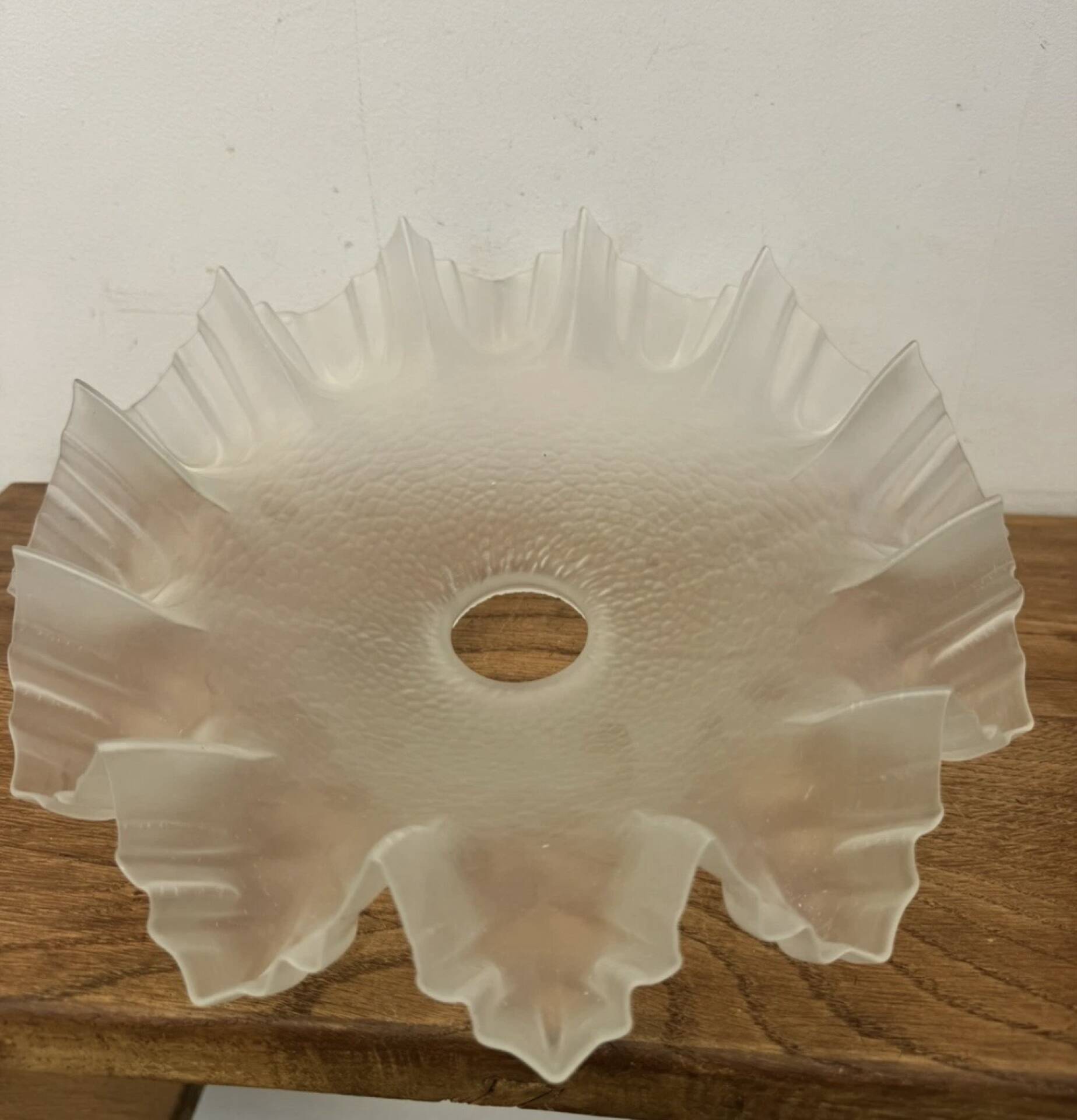 Vintage lampshade lace pleated transparent glass claw