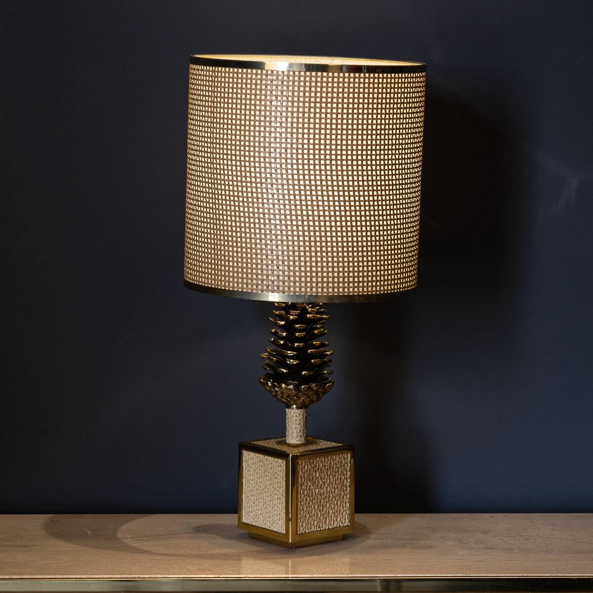 A vintage 20thc italian bergere lamp with pine cone detailing c.1970