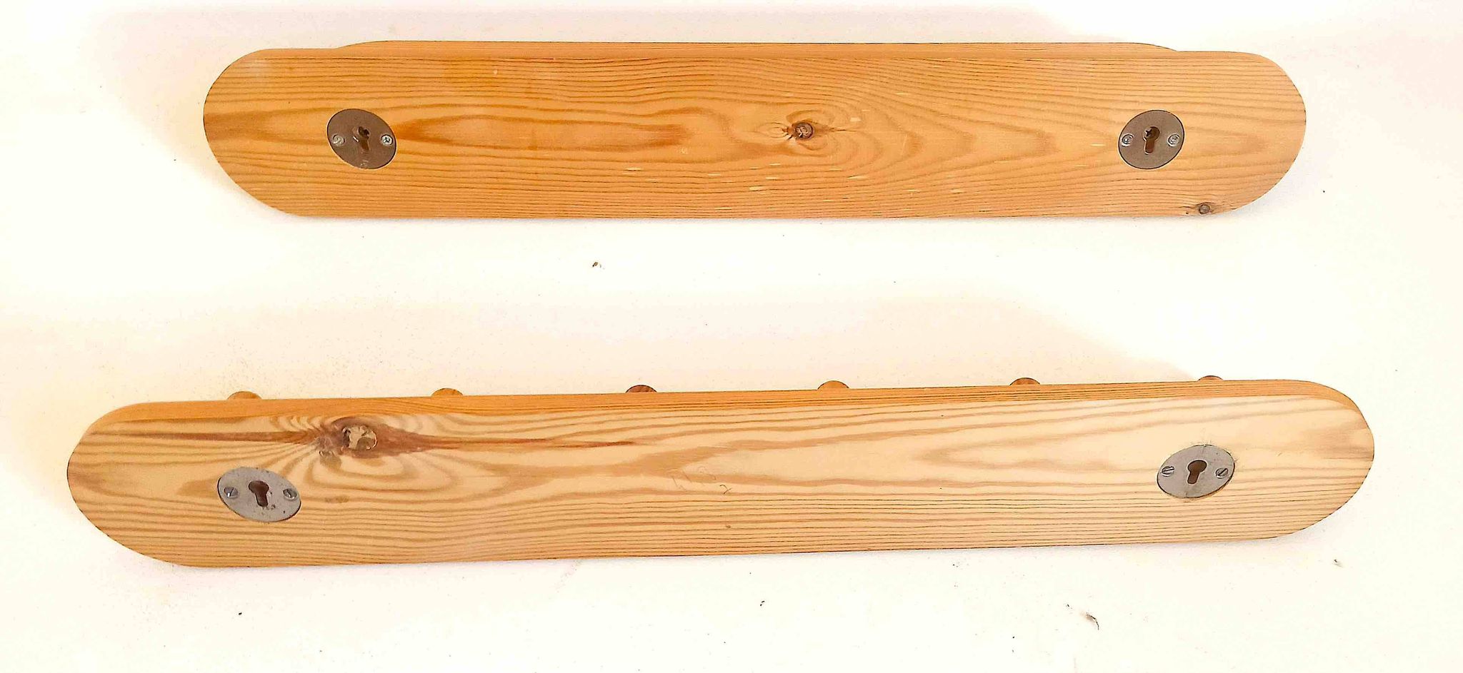 Lot de 1 patère et 1 étagère murale en Pin Années 70