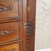 Cabinet de style Renaissance Revival en noyer, 1900