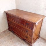Provençal-style chest of drawers