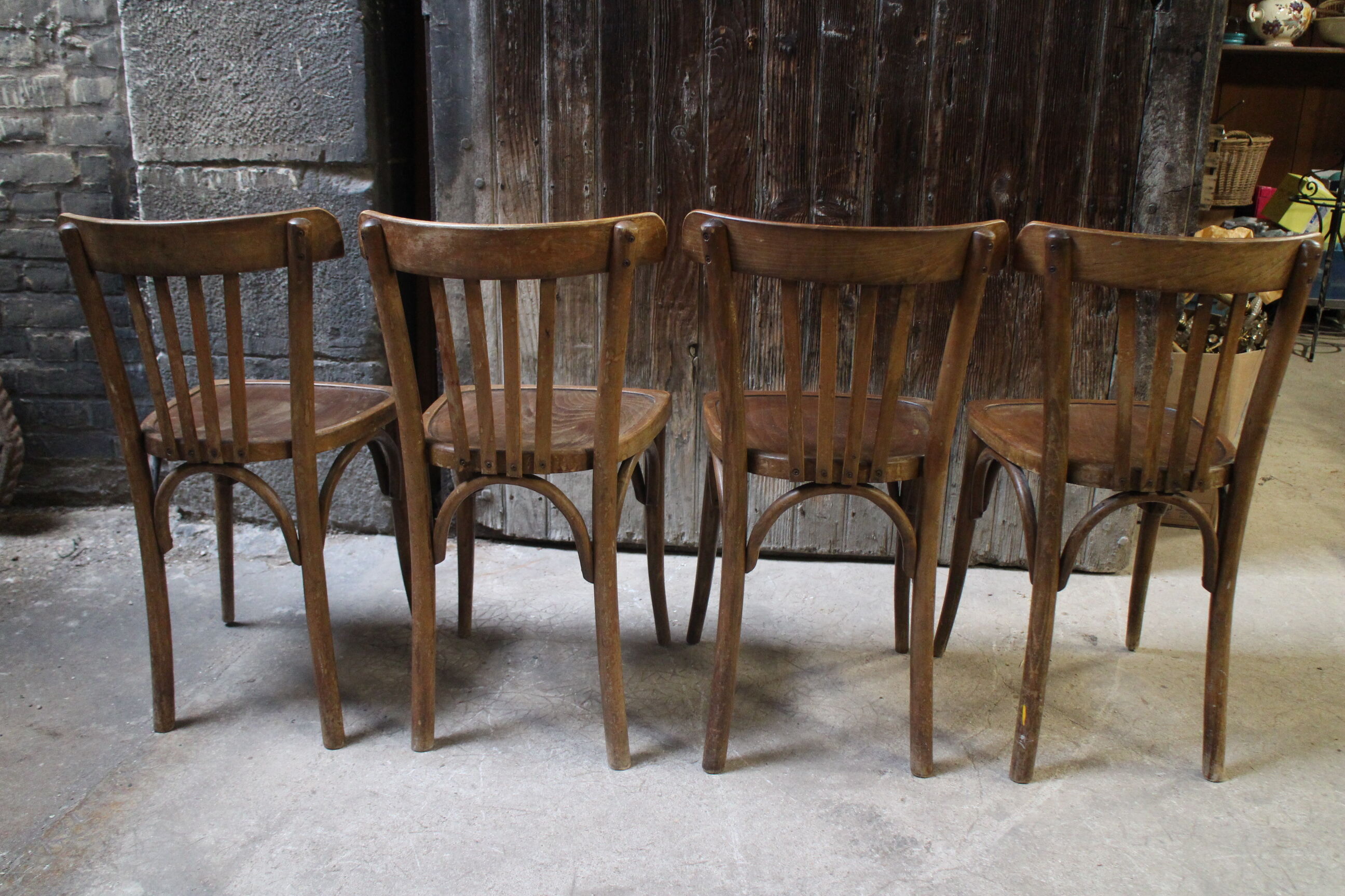 Série de 4 chaises bistrot