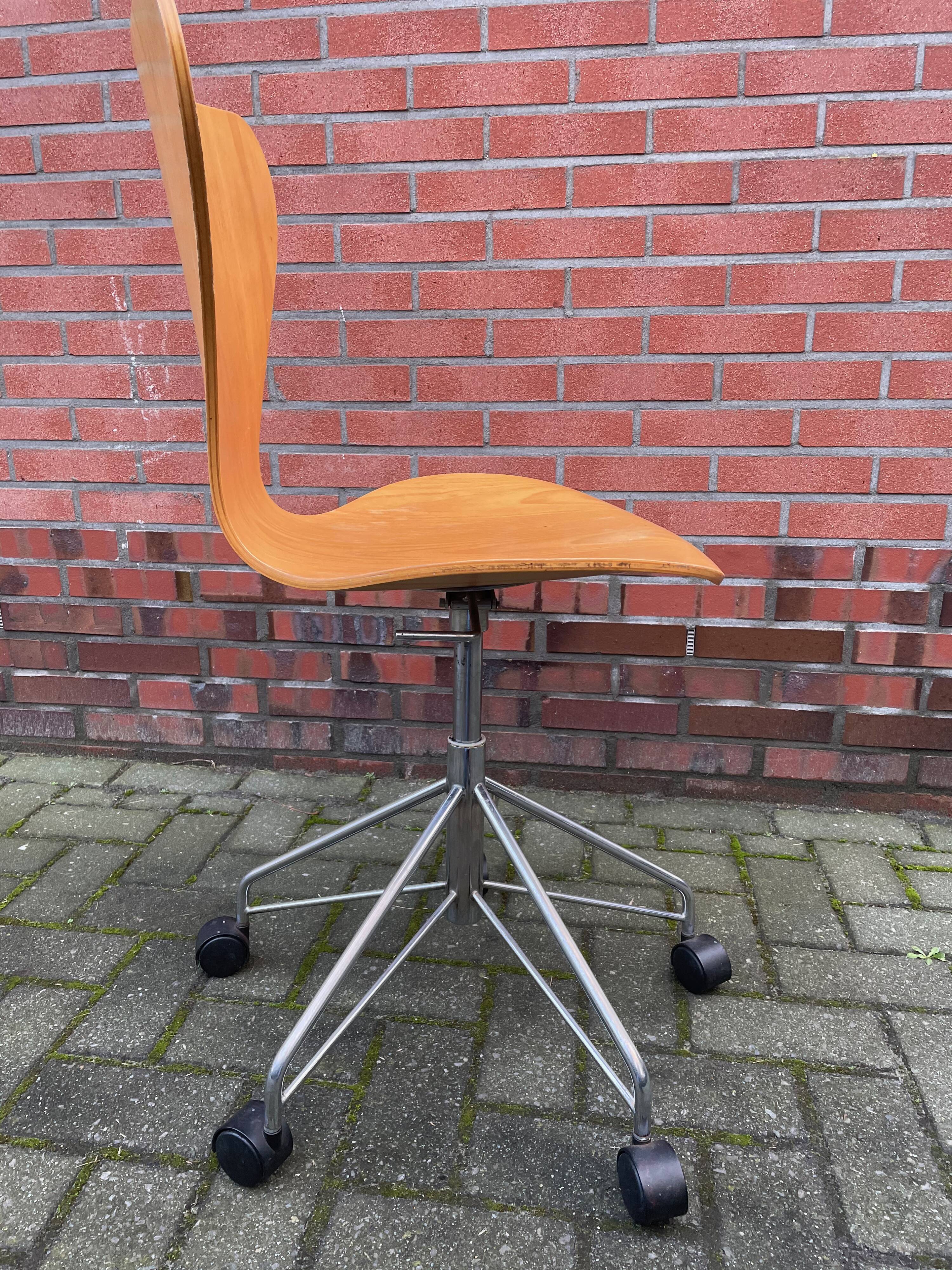Chaise butterfly d'Arne Jacobsen pour Fritz Hansen