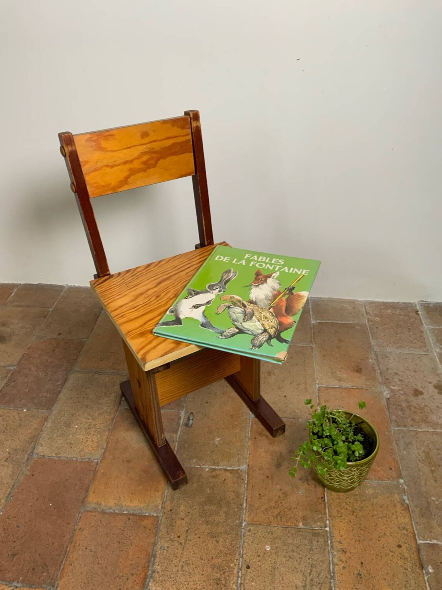 Children's chair