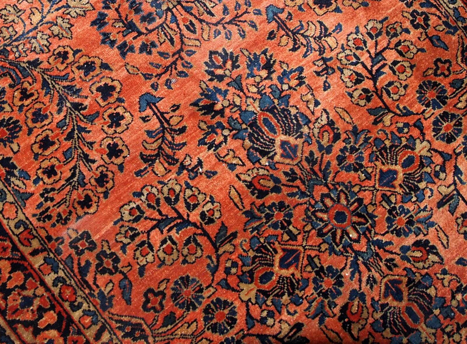 Handmade antique Persian Sarouk rug 3.2' x 5.3' (97cm x 161cm) 1920s - 1B674