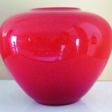 Pot-bellied, art deco vase in speckled ruby red multi-layered glass, white interior