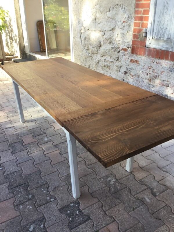 Farmhouse table