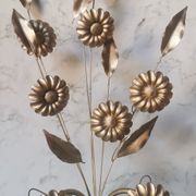Wall lamp golden metal flowers