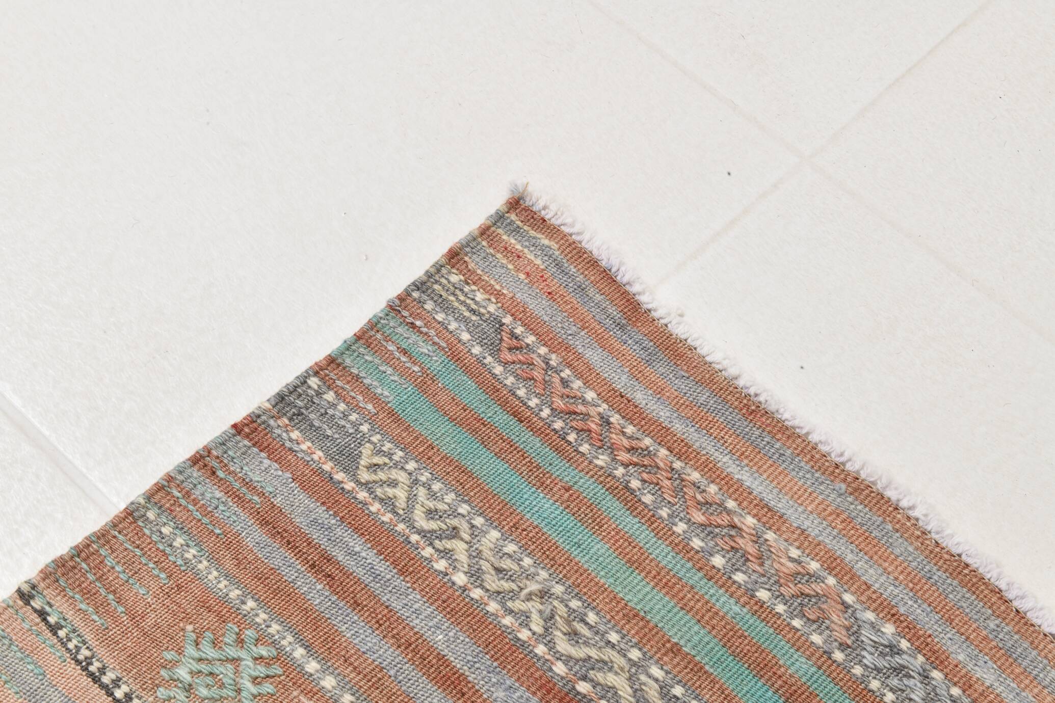 Grand Kilim Vintage Rayé Multicolore, Motifs Tribaux Anatoliens, 168x303 Cm