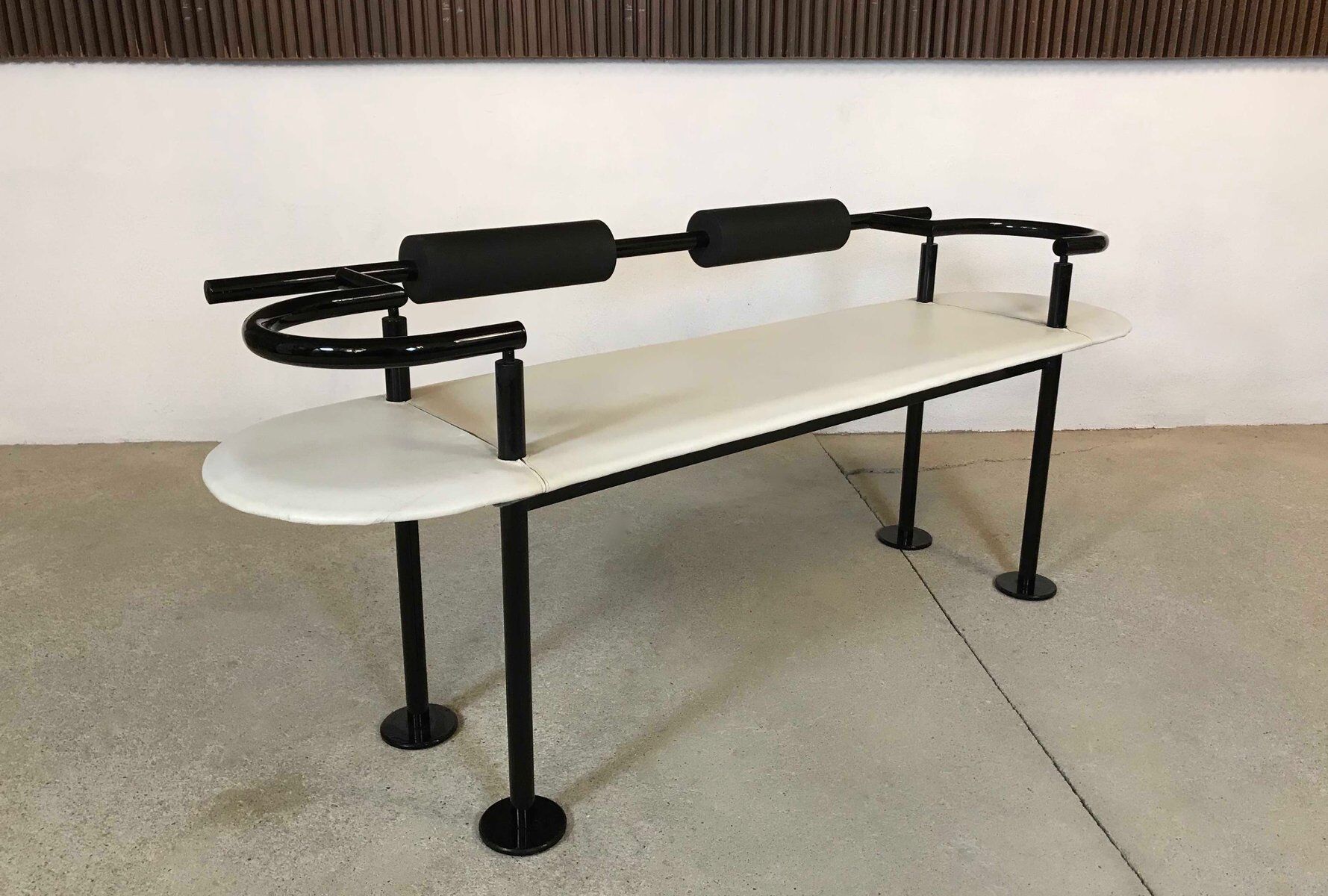 Postmodern Italian leather bench by Cy Mann for Polflex, 1980s
