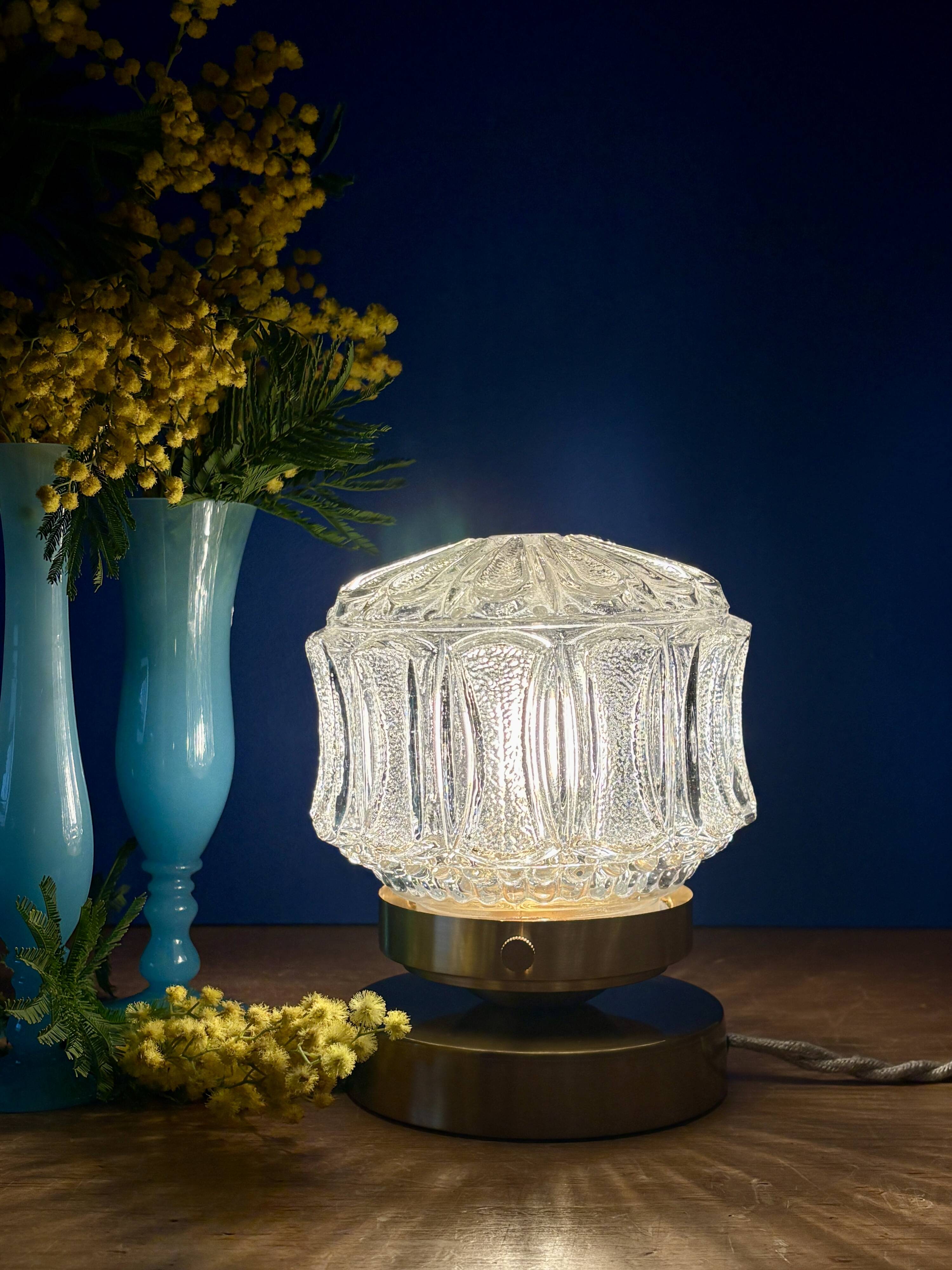 Vintage globe table lamp in moulded glass