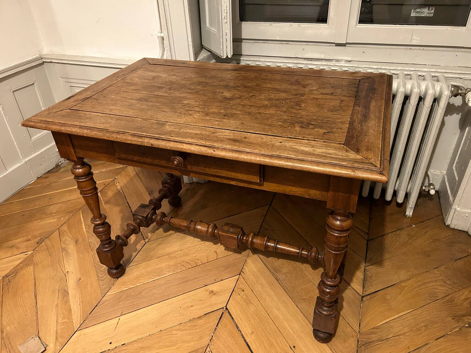 Bureau style Louis xiii / 100*65*h72/ bois