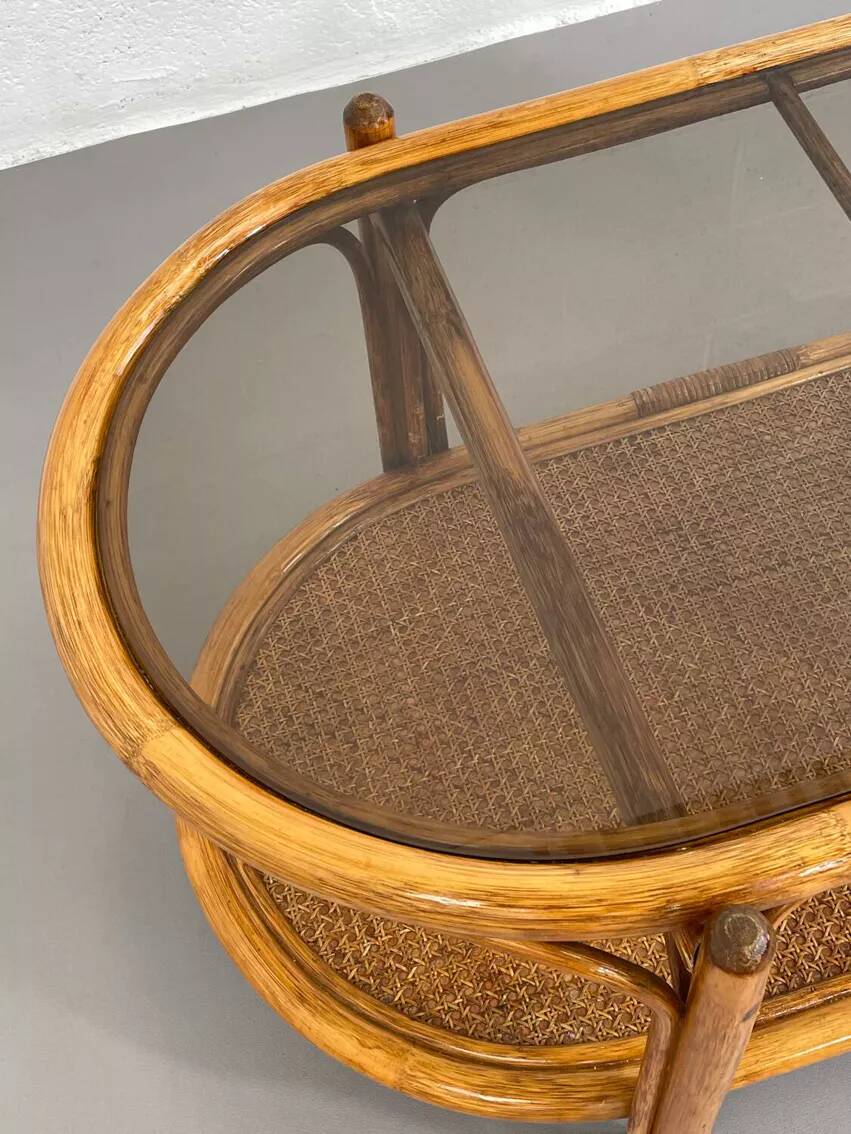 Vintage roasttan coffee table and glass top