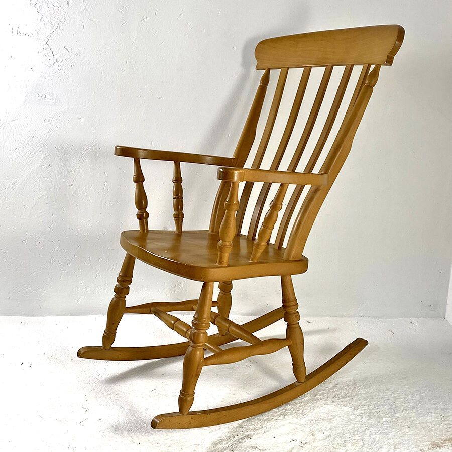 Rocking chair