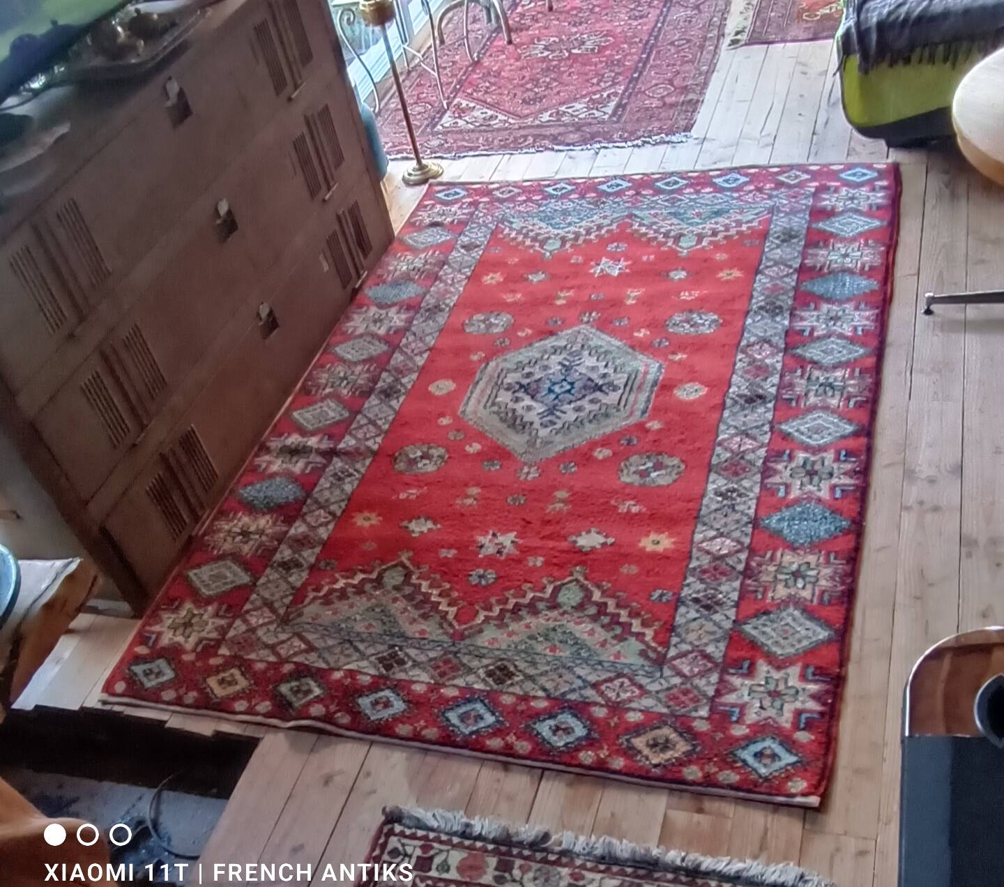 Tapis oriental de Rabbat Maroc, vintage des années 1970. Travail artisanal