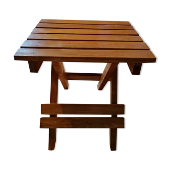 Foldable stool