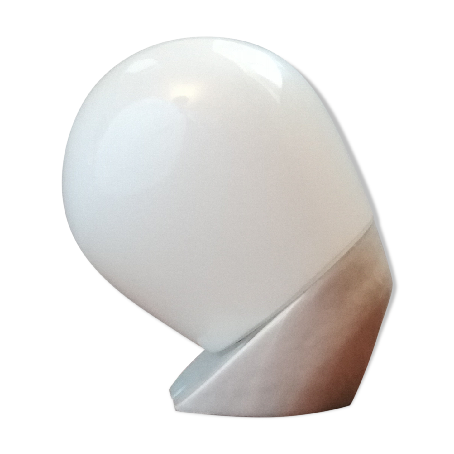 Ovoid wall lamp in earthenware and glass ø20