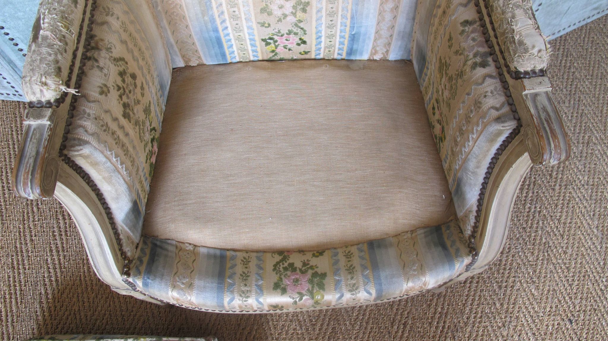 Louis XVI Shepherdess, 19th century copy, upholstered, beautiful antique chiseled