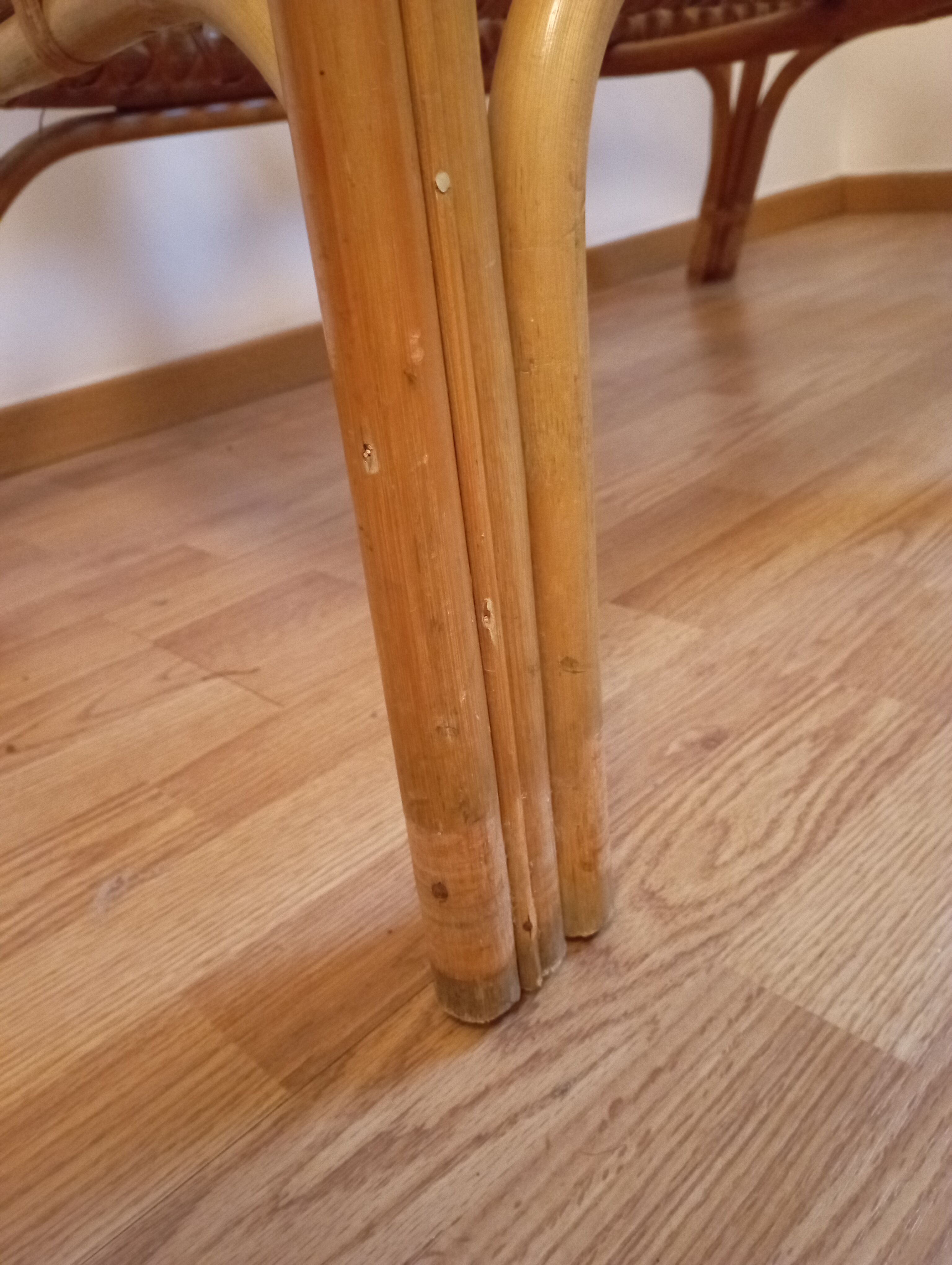 Wicker & rattan sofa