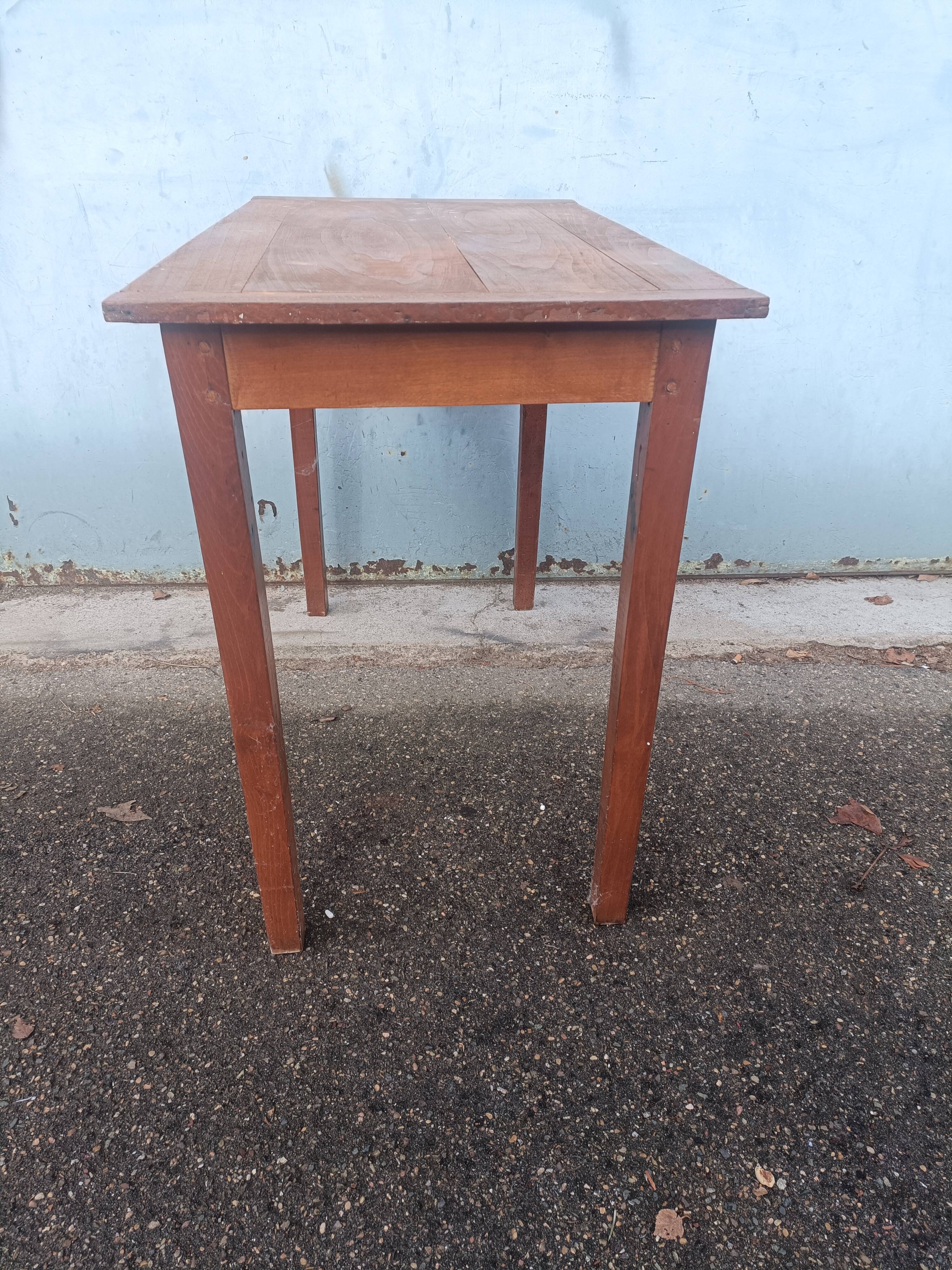 Pine desk early 20th