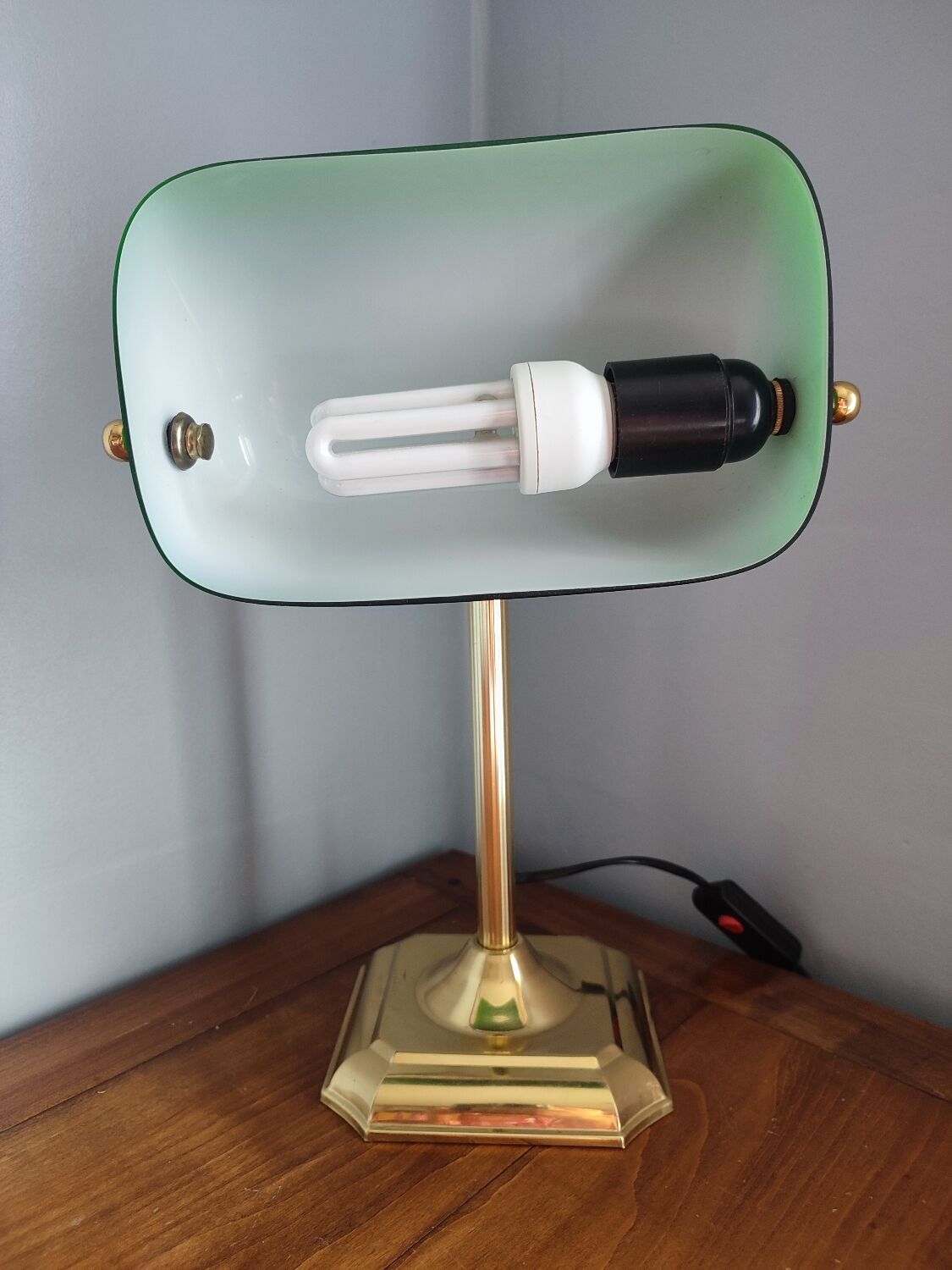 Lampe banquier en laiton et verre vintage