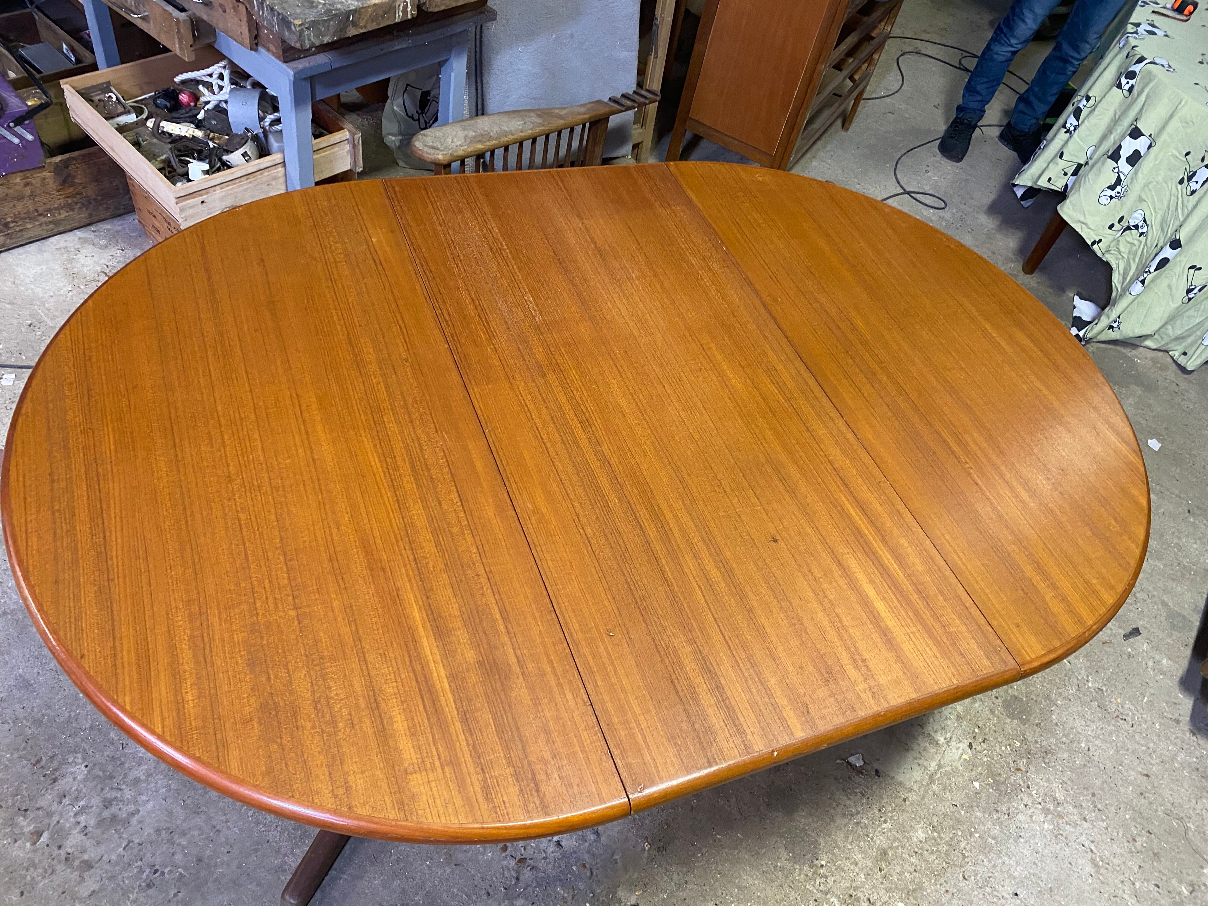 Vintage Baumann table with extension