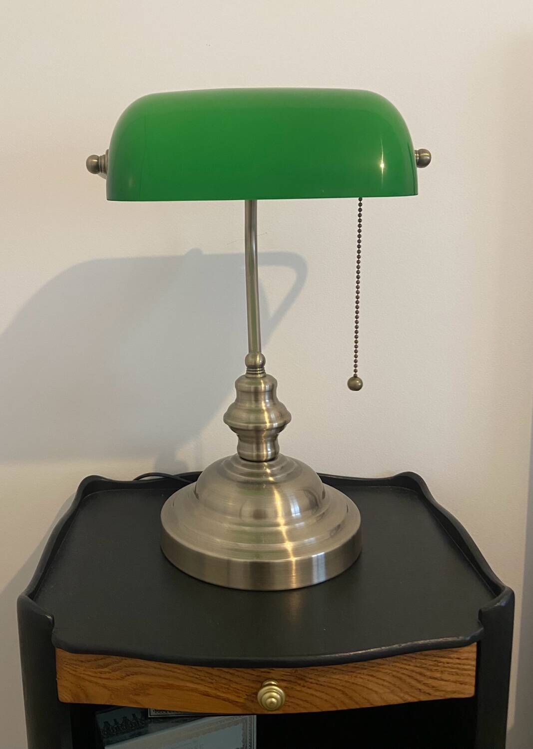 Antique banker's lamp in bronze and green opaline, Art Deco