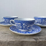 4 Japanese blue porcelain cups