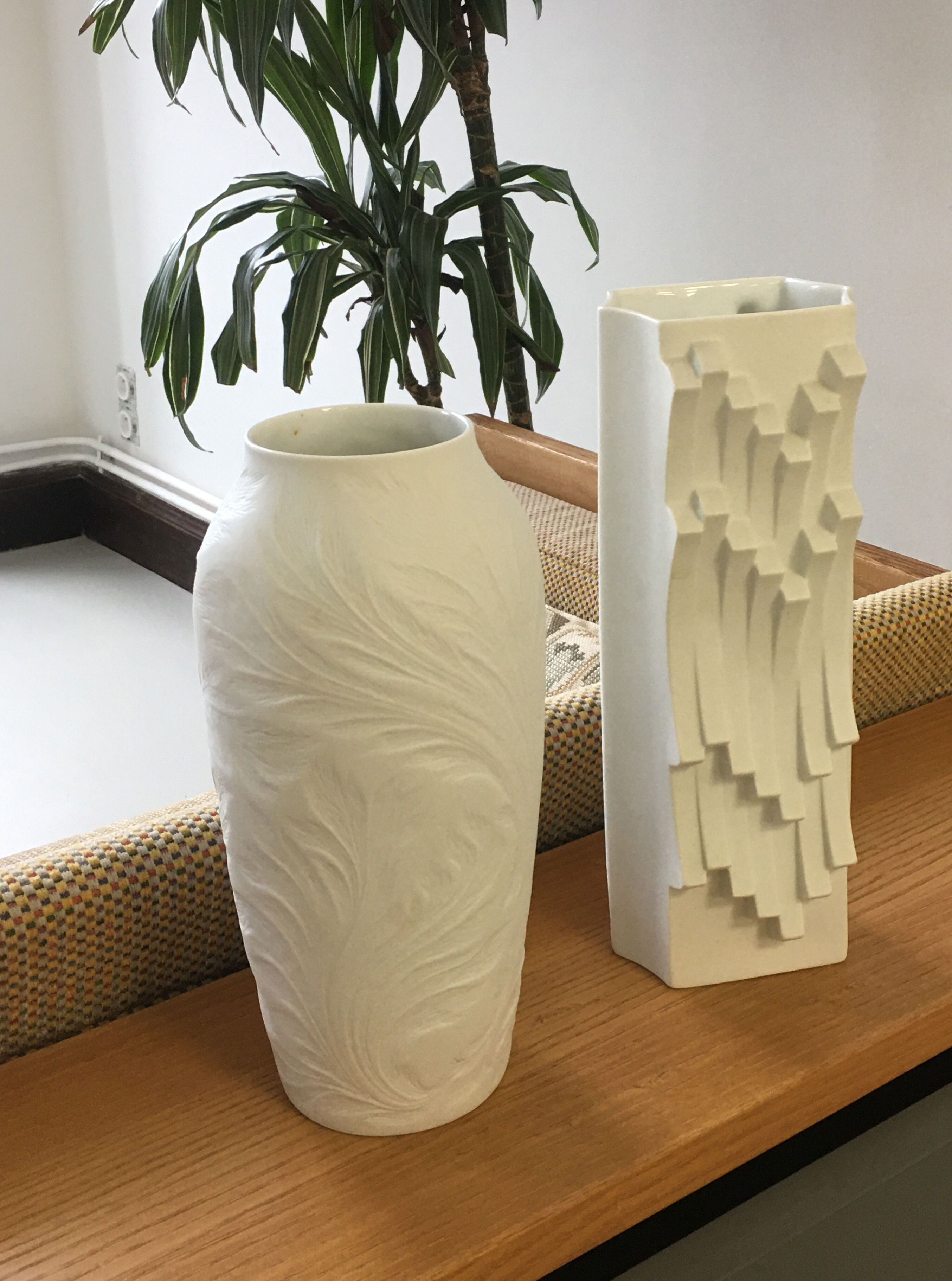 Porcelain vase by Heinrich Fuchs for Hutschenreuther, 1960s