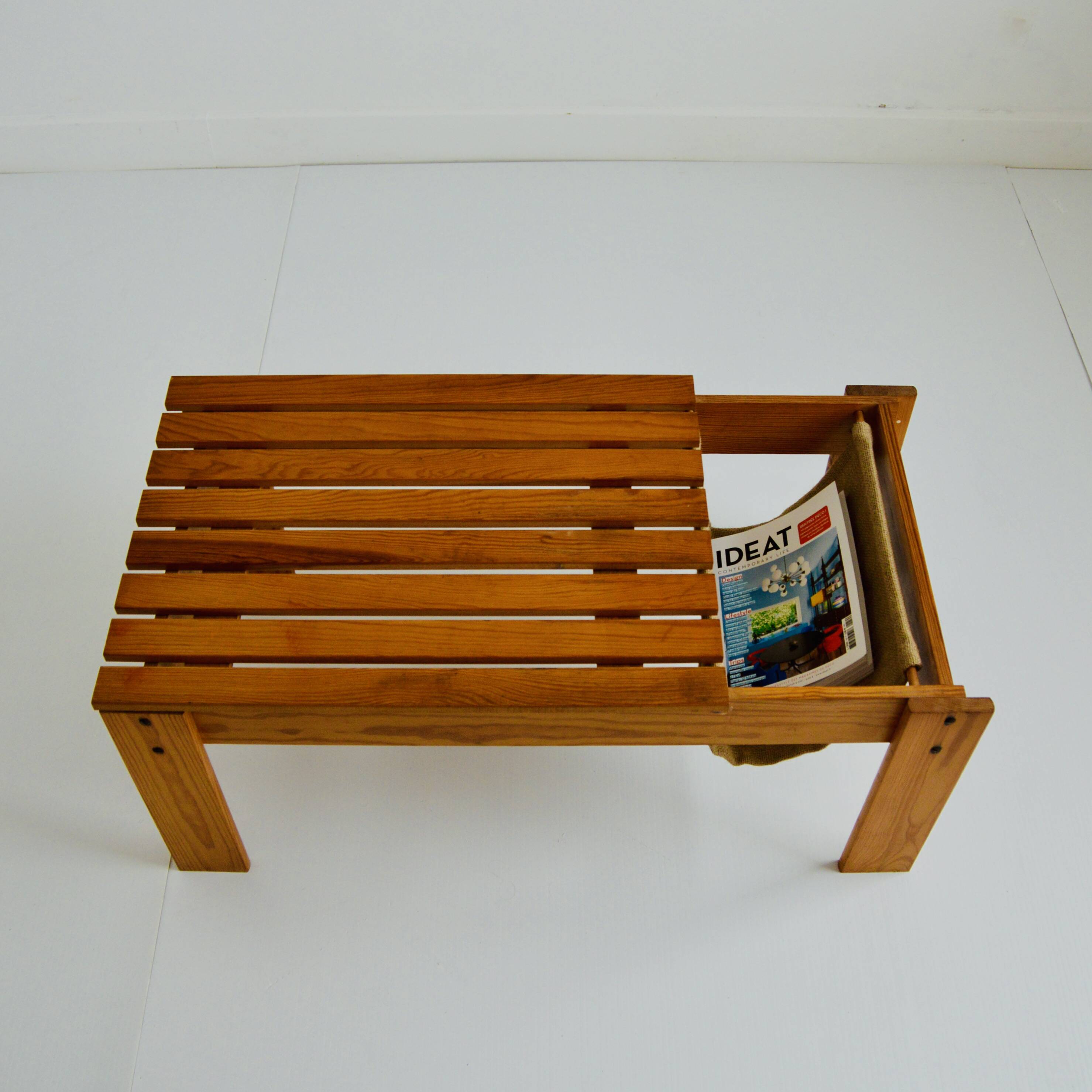 Vintage Brutalist coffee table/newspaper rack, 1960s/1970s