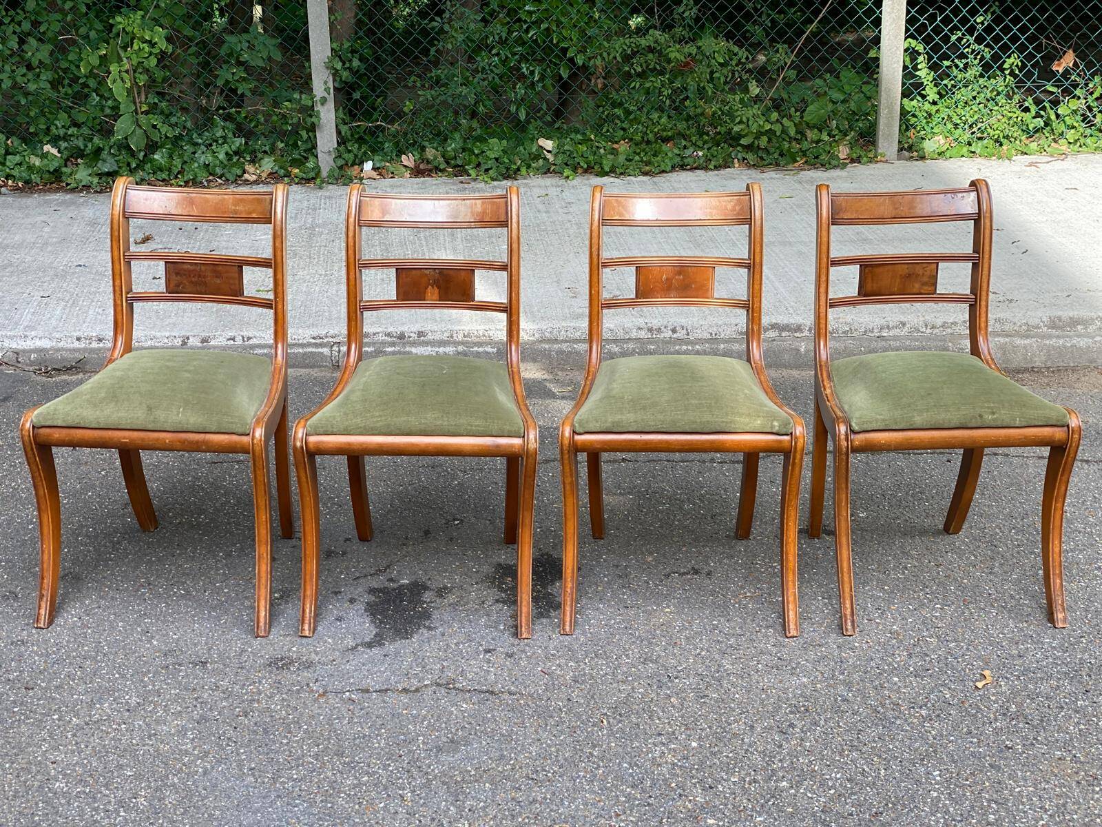 4 regency chairs in solid wood and green velvet suede