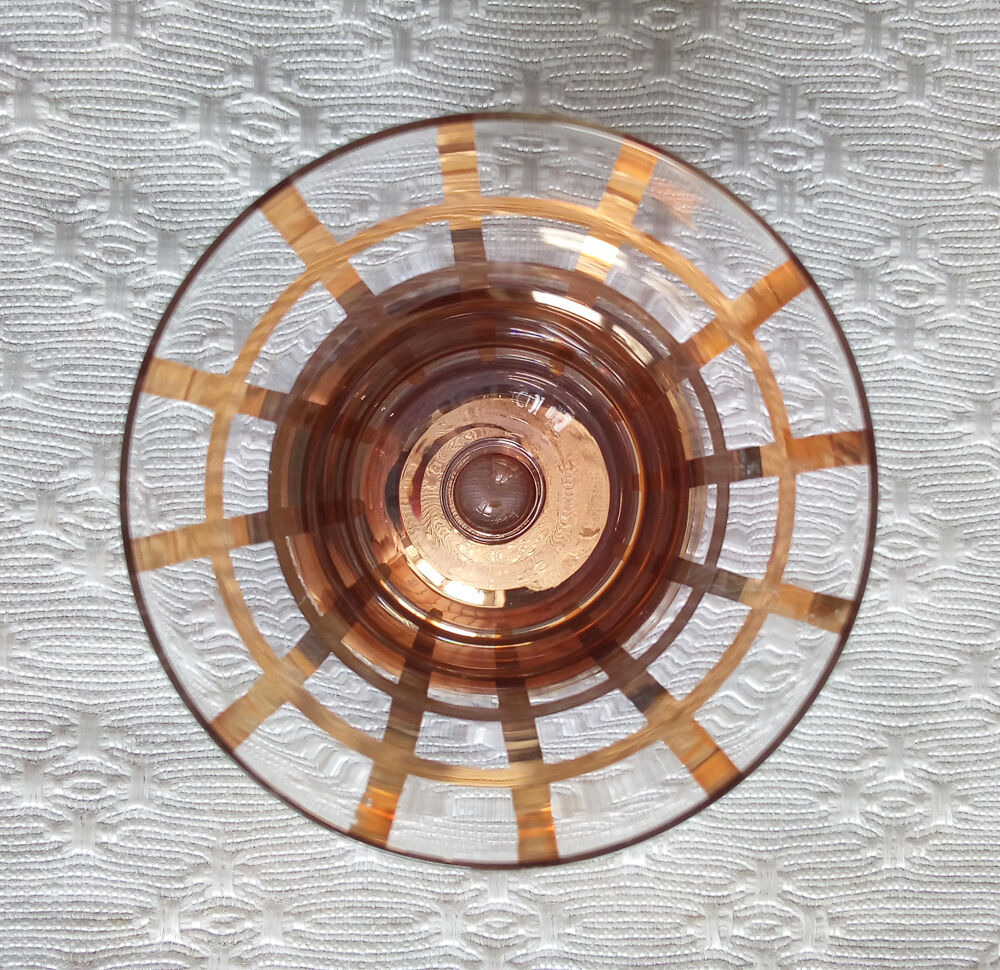 Suite de 6 verres dorés